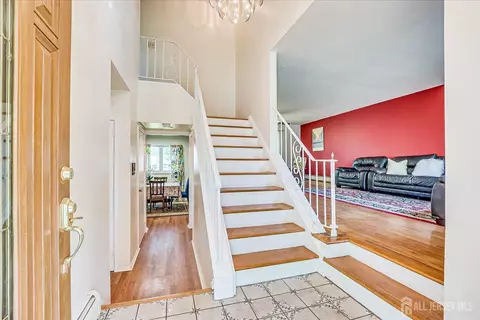 55 Marlin Ave E, Edison, NJ 08820 photo 9