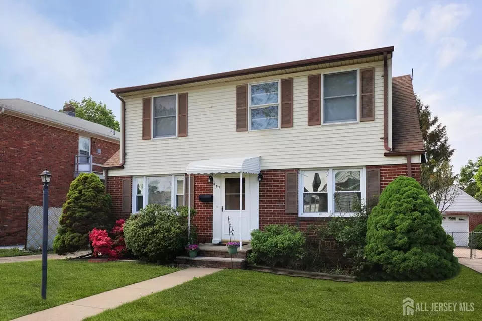 Exterior - 687 Hommann Ave, Perth Amboy, NJ 08861 photo 11 of 11
