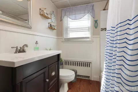 Bath - 687 Hommann Ave, Perth Amboy, NJ 08861 photo 1 of 2