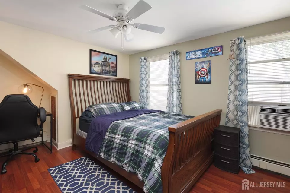 Bedroom - 687 Hommann Ave, Perth Amboy, NJ 08861 photo 4 of 6