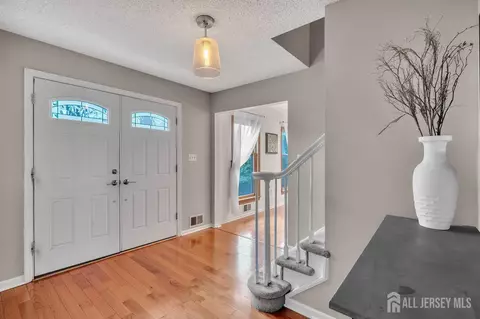 25 Franklin Dr, Plainsboro, NJ 08536 photo 18