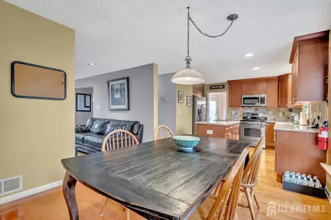 25 Franklin Dr, Plainsboro, NJ 08536 photo 11