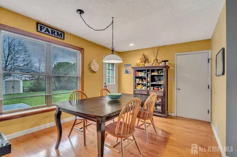 25 Franklin Dr, Plainsboro, NJ 08536 photo 10