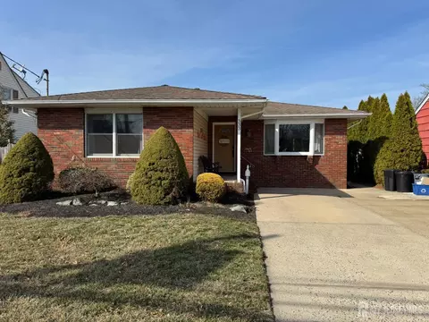 333 Harris Ave, Middlesex, NJ 08846 photo 1