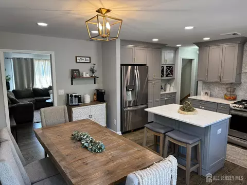 333 Harris Ave, Middlesex, NJ 08846 photo 7