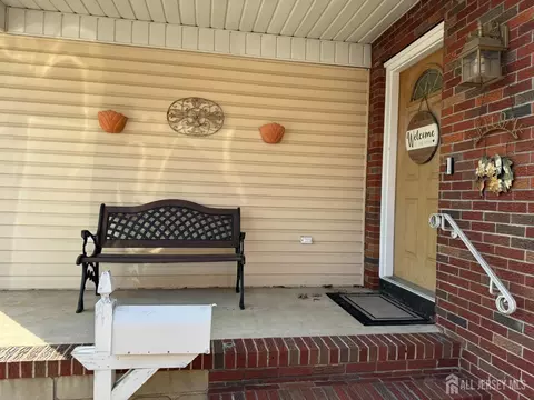 333 Harris Ave, Middlesex, NJ 08846 photo 3