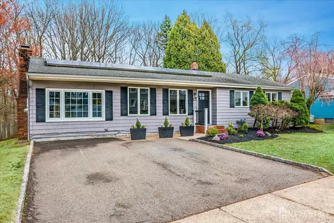 13 Brookside Rd, Edison, NJ 08817 photo 3