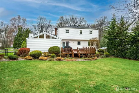 Exterior - 2 Dellview Dr, Edison, NJ 08820 photo 8 of 9