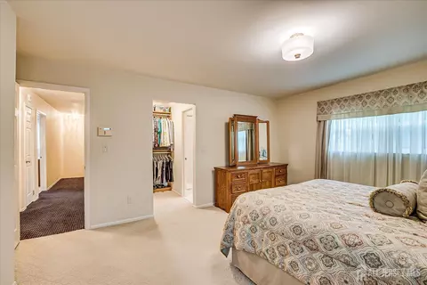Bedroom - 2 Dellview Dr, Edison, NJ 08820 photo 2 of 7