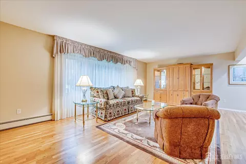 Living - 2 Dellview Dr, Edison, NJ 08820 photo 1 of 6