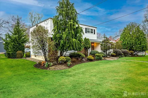 Exterior - 2 Dellview Dr, Edison, NJ 08820 photo 3 of 9
