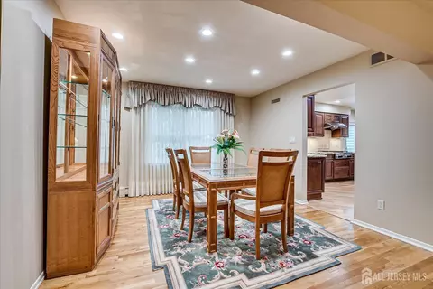 Dining - 2 Dellview Dr, Edison, NJ 08820 photo 1 of 4