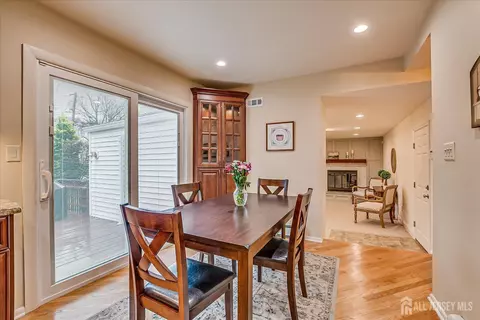 Dining - 2 Dellview Dr, Edison, NJ 08820 photo 4 of 4