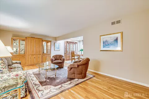 Other - 2 Dellview Dr, Edison, NJ 08820 photo 2 of 12