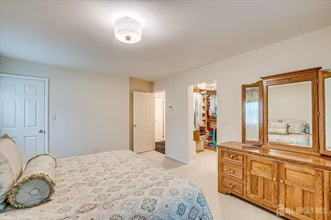 Bedroom - 2 Dellview Dr, Edison, NJ 08820 photo 3 of 7