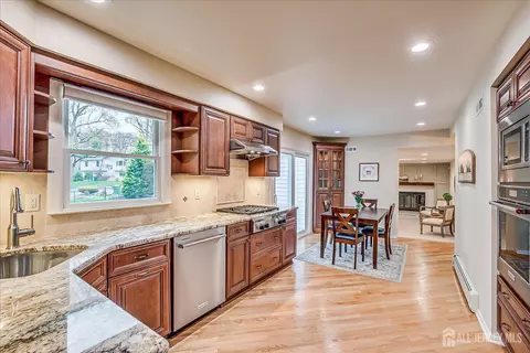 Kitchen - 2 Dellview Dr, Edison, NJ 08820 photo 1 of 6