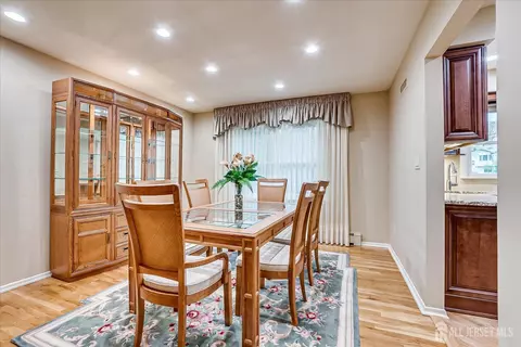 Dining - 2 Dellview Dr, Edison, NJ 08820 photo 2 of 4