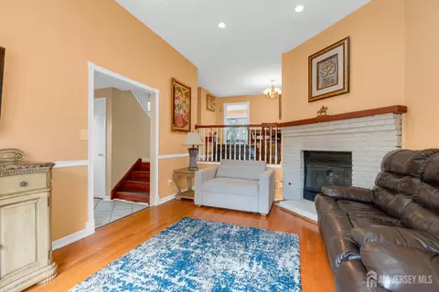 90 Pheasant Run, Edison, NJ 08820 photo 5