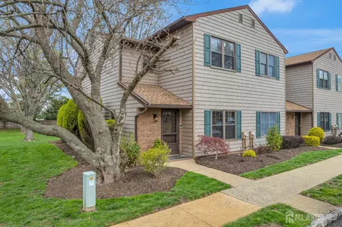 90 Pheasant Run, Edison, NJ 08820 photo 2