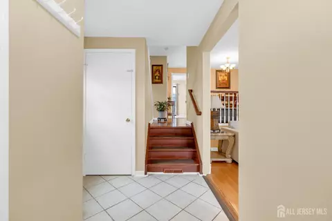 90 Pheasant Run, Edison, NJ 08820 photo 14
