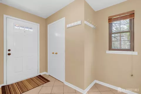 90 Pheasant Run, Edison, NJ 08820 photo 23