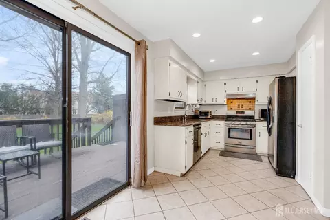 90 Pheasant Run, Edison, NJ 08820 photo 30