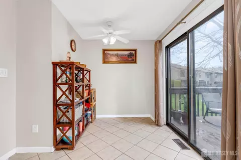 90 Pheasant Run, Edison, NJ 08820 photo 31