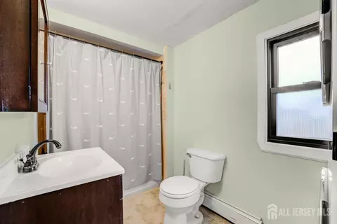 Bath - 117 Burlington Ave, Leonardo, NJ 07737 photo 1 of 1