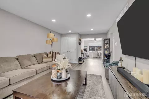 1933 Raspberry Ct, Edison, NJ 08817 photo 17