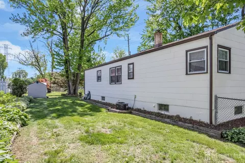 92 Maplewood Ave, Edison, NJ 08837 photo 39