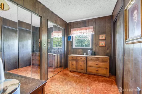 92 Maplewood Ave, Edison, NJ 08837 photo 28