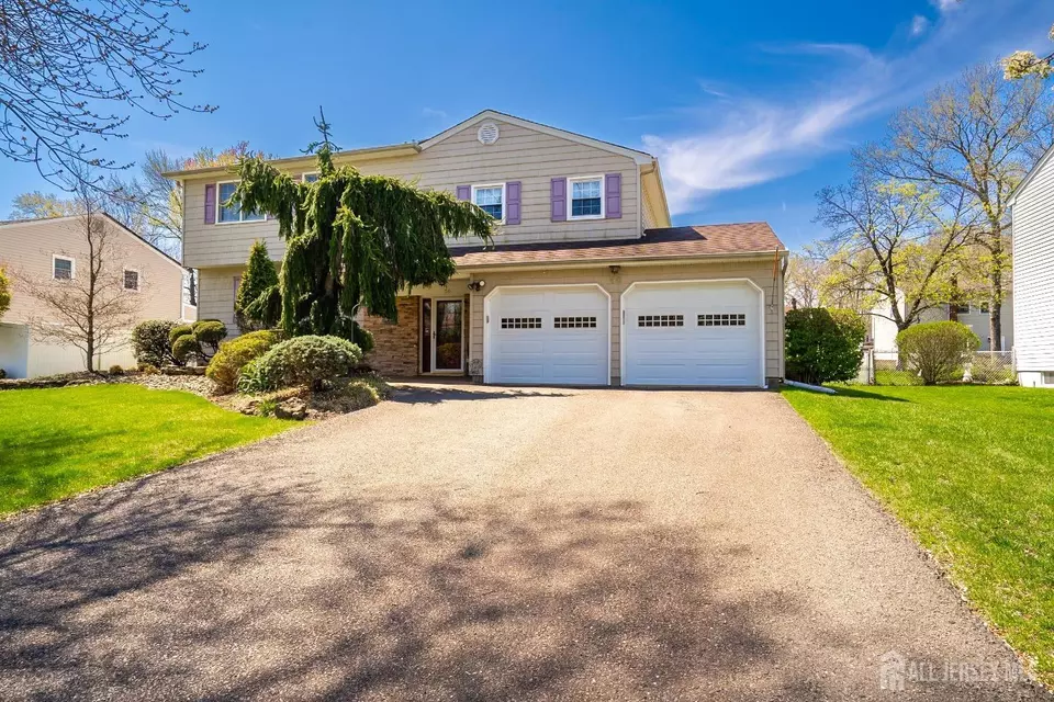 Exterior - 50 Oakey Dr, South Brunswick, NJ 08824 photo 1 of 9