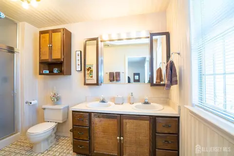 Bath - 50 Oakey Dr, South Brunswick, NJ 08824 photo 1 of 5