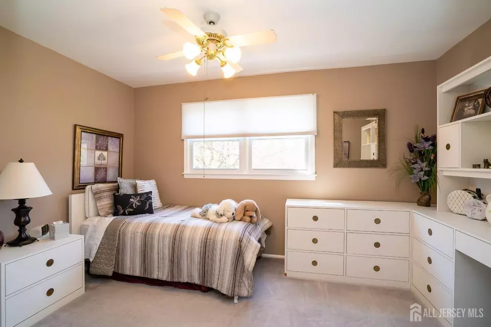 Bedroom - 50 Oakey Dr, South Brunswick, NJ 08824 photo 2 of 6