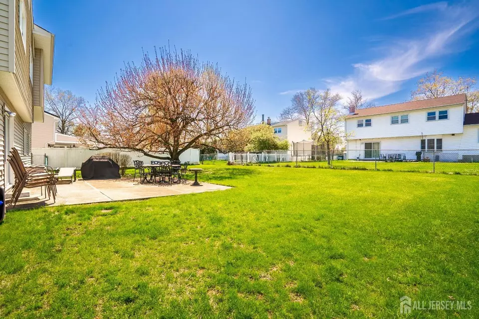 Exterior - 50 Oakey Dr, South Brunswick, NJ 08824 photo 8 of 9