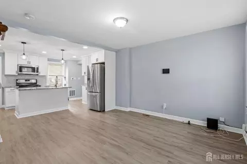 47 Harrison Ave, Edison, NJ 08837 photo 7