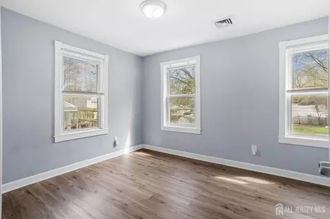 47 Harrison Ave, Edison, NJ 08837 photo 17