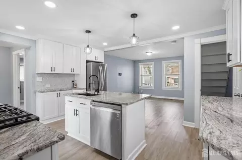 47 Harrison Ave, Edison, NJ 08837 photo 12