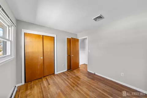 24 Lench Ave, Edison, NJ 08820 photo 23