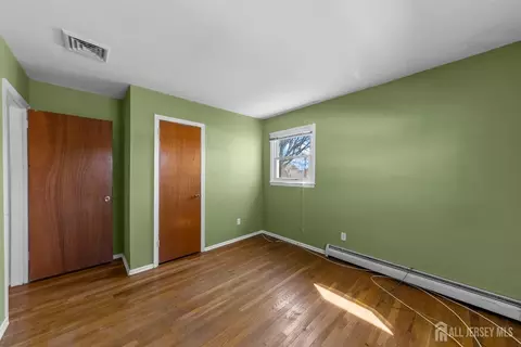 24 Lench Ave, Edison, NJ 08820 photo 32