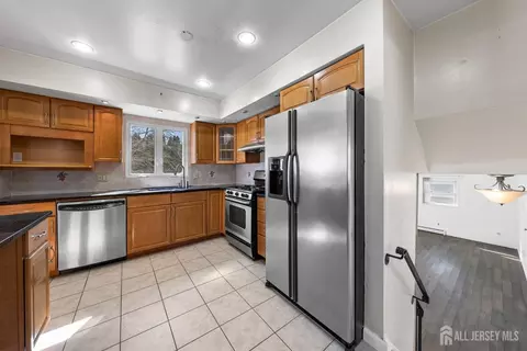 24 Lench Ave, Edison, NJ 08820 photo 20
