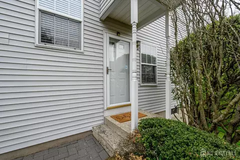 2 Crockett Ln, Ewing, NJ 08628 photo 3