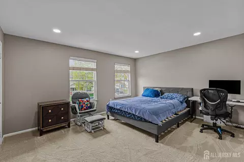 26 Brewster Cir, Old Bridge, NJ 08857 photo 19