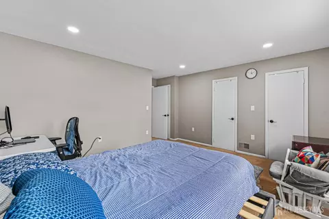 26 Brewster Cir, Old Bridge, NJ 08857 photo 18