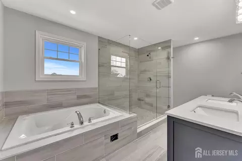 Bath - 13 Markham Rd, Edison, NJ 08817 photo 1 of 5