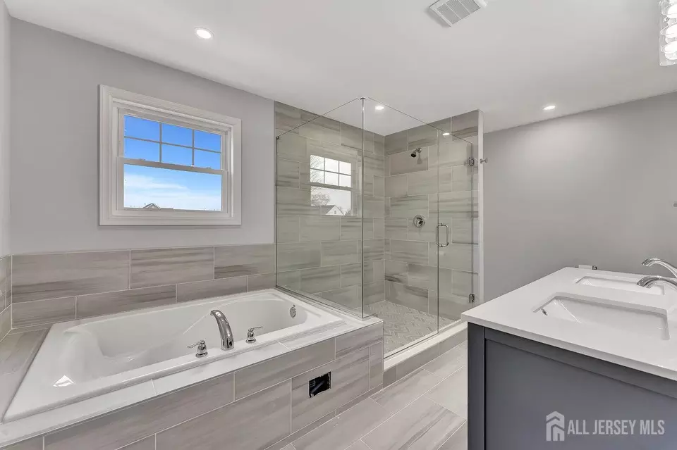 Bath - 13 Markham Rd, Edison, NJ 08817 photo 1 of 5