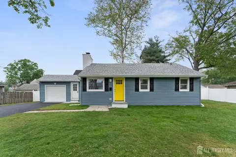 Exterior - 413 Main St, Middlesex, NJ 08846 photo 1 of 3
