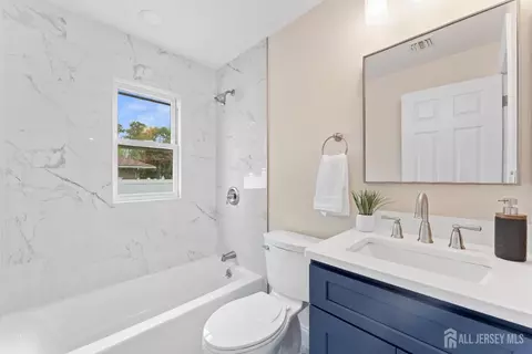 Bath - 413 Main St, Middlesex, NJ 08846 photo 1 of 1