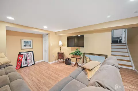 134 Devon Rd, Colonia, NJ 07067 photo 28