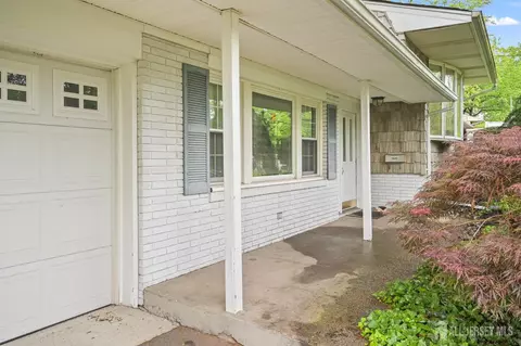 134 Devon Rd, Colonia, NJ 07067 photo 4